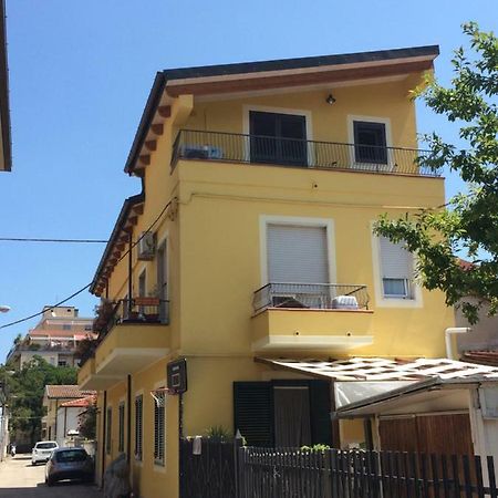 Casa Vacanze “Sale Di Mare” Пескара Екстериор снимка